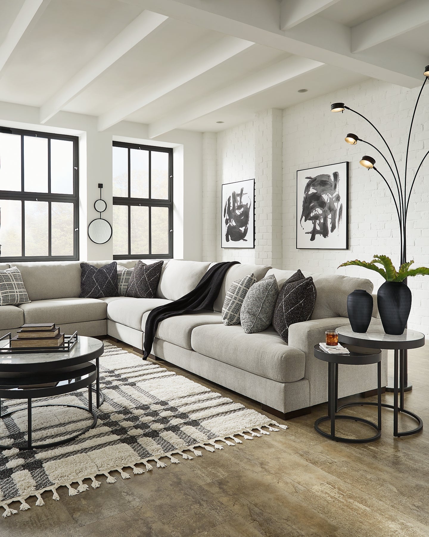 Artsie 4-Piece Sectional